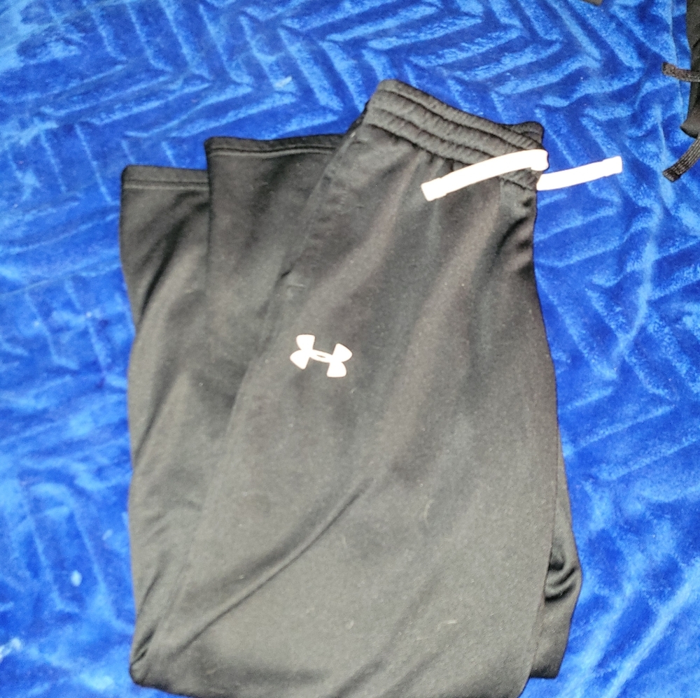UA boys Pants- Size Lg